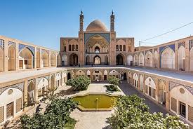 تور اصفهان از همدان